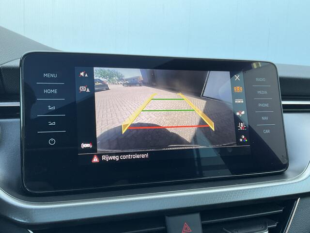 Skoda Kamiq 1.0 TSI Automaat Adapt.Cruise Carplay Pano Stoelverw. Business Edition