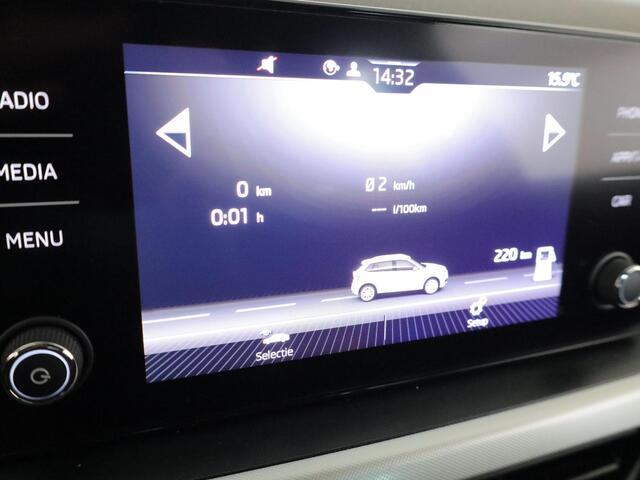 Skoda Kamiq 1.0 TSI Sport Business 110 pk | Navigatie via App | Trekhaak (wegklapbaar) | Parkeersensoren achter | Apple Carplay/Android Auto | Stoelverwarming |