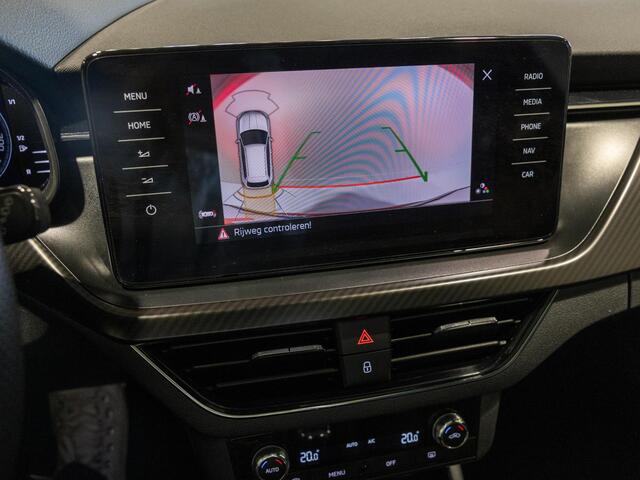 Skoda Kamiq 1.0 TSI Monte Carlo / 110pk / Panorama dak / Achteruitrij camera / Adaptieve cruise control /