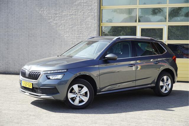 Skoda Kamiq 1.0 TSI Ambition BJ2021 Lmv 16" | Led V+A | Pdc | App-Connect | Climate control | Cruise control | Extra getint glas