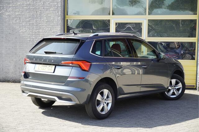 Skoda Kamiq 1.0 TSI Ambition BJ2021 Lmv 16" | Led V+A | Pdc | App-Connect | Climate control | Cruise control | Extra getint glas