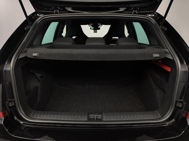 Skoda Kamiq 1.0 TSI Sport Business | Parkeersensoren V+A | Climate Control | Apple CarPlay / Android Auto | Cruise Control |