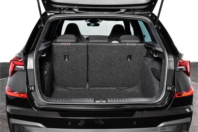 Skoda Kamiq 1.5 TSI 150 PK Monte Carlo - Automaat | Pano | Elek. Trekhaak | Dig. Cockpit | Cruise | Stoel-+Stuurverw. | Camera | PDC | NAV + App. Connect | ECC | LM 18" | 5734