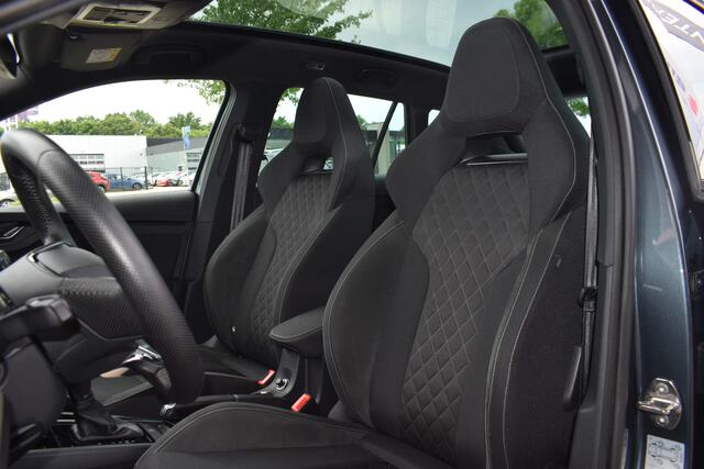 Skoda Kamiq 1.0 TSI Sport Business Edition | Trekhaak | Panoramadak | Camera | Apple Carplay & Android Auto |