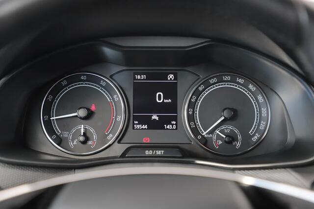 Skoda Kamiq 1.0 TSI Ambition 110PK Carplay Android 16 inch LMV Airco Cruise Control Parkeersensor