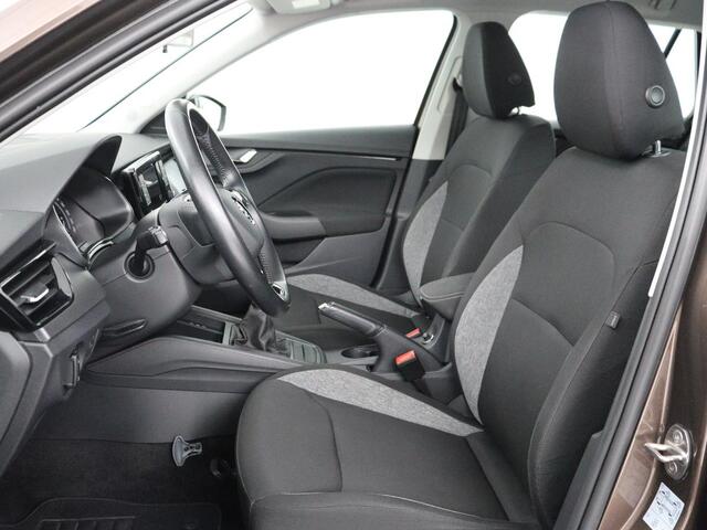 Skoda Kamiq 1.0 TSI Active | Camera | Cruise control | Bluetooth | Carplay | DAB+ | Airco | Full LED