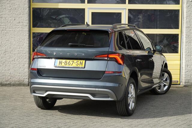 Skoda Kamiq 1.0 TSI Ambition BJ2022 Lmv 16" | Led V+A | Pdc | App-Connect | Airco | Cruise control | Extra getint glas