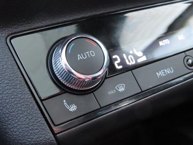 Skoda Kamiq 1.5 TSI ACT Monte Carlo DSG | pano dak | 4S banden | stoelverwarming | verwarmbare voorruit