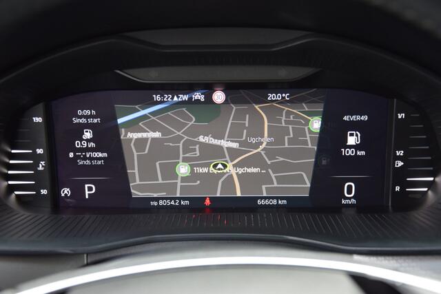Skoda Kamiq 1.5 TSI 150PK ACT Business Edition DSG Automaat | Org. NL | BOVAG Garantie | Trekhaak | Stoel verwarming | Buitenspiegels elektrisch inklapbaar | Parkeersensoren voor & achter | Automatische Airco |