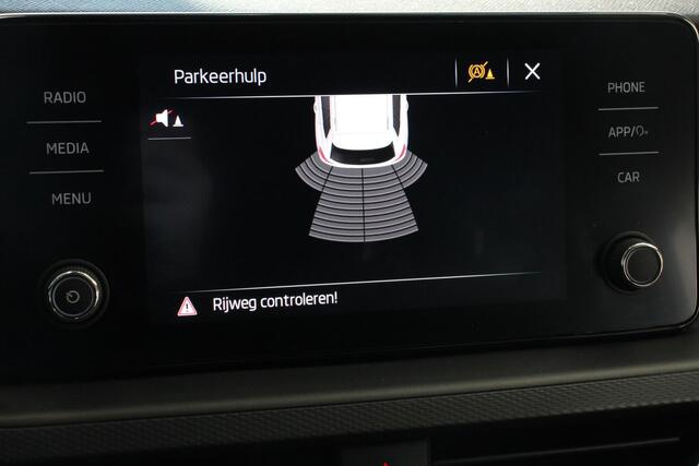 Skoda Kamiq 1.0 TSI 110pk Automaat Life Navigatie Apple Carplay/Android Auto Airco Dab Led Adaptive Cruise Control Verwarmde voorstoelen