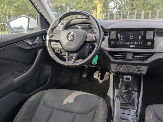 Skoda Kamiq 1.0 TSI | 115PK | Ambition | Trekhaak | Stoelverw. | Airco | Camera | 16" Lichtmetaal | LED |