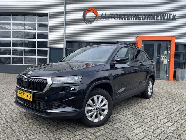 Skoda Karoq 1.0 TSI Business Edition Apple/Android Carplay / Trekhaak wegklapbaar / Electr. achterklep / Keyless / Led verlichting / Parkeersensoren