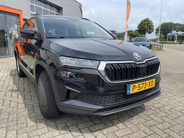 Skoda Karoq 1.0 TSI Business Edition Apple/Android Carplay / Trekhaak wegklapbaar / Electr. achterklep / Keyless / Led verlichting / Parkeersensoren