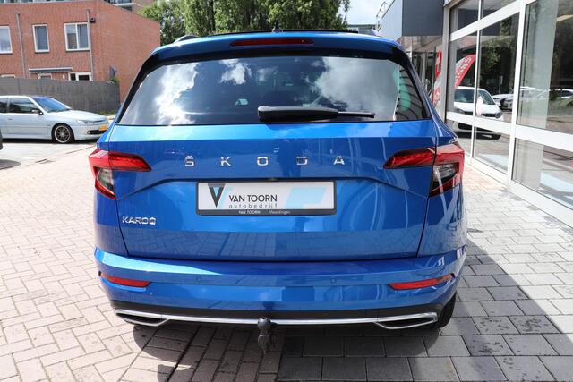 Skoda Karoq 1.5 TSI ACT Sportline Business DSG. Wegklapbare trekhaak, panoramadak