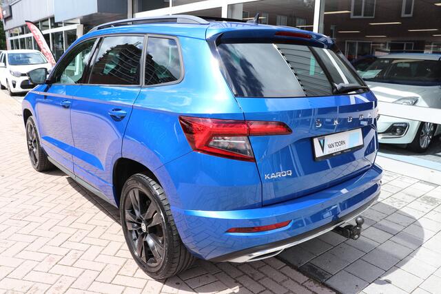 Skoda Karoq 1.5 TSI ACT Sportline Business DSG. Wegklapbare trekhaak, panoramadak