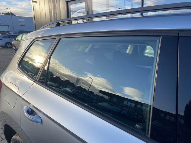 Skoda Karoq 1.0 TSI Ambition Business Apple Carplay, Pdc, Navigatie