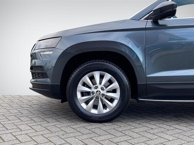 Skoda Karoq 1.0 TSI Clever Edition | Trekhaak | Apple Carplay/Android Auto | Navigatie | Treeplanken | Park. Sensoren | Cruise & Climate Contol | Rijklaarprijs!