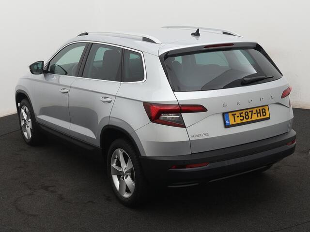 Skoda Karoq 1.5 TSI ACT Business Edition NAVI CRUISE CARPLAY