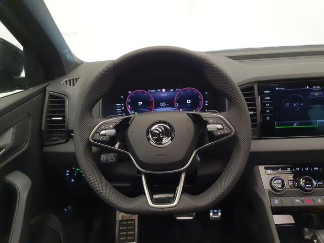 Skoda Karoq 1.5 TSI 150pk DSG/AUT Sportline Wegklapbare trekhaak, Panoramadak, ACC