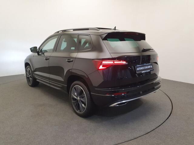 Skoda Karoq 1.5 TSI 150pk DSG/AUT Sportline Wegklapbare trekhaak, Panoramadak, ACC