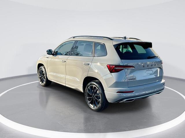 Skoda Karoq Sportline Business 1.5 TSI 110 kW / 150 PK SUV 7 v ersnelling DSG | Steel Grey | Travel assist Plus | Elektrische achterklep met voetsensor | 3500,- inruilvoordeel!!