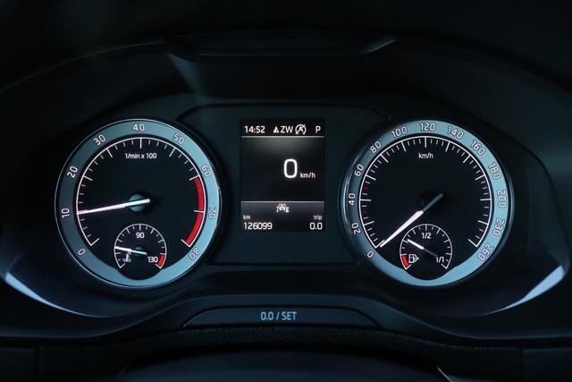 Skoda Karoq 1.5 TSI ACT Business Edition DSG AUT. ECC|CRUISE|CARPLAY|NAV|LMV|PDC 1'EIG