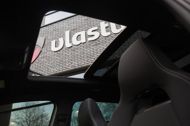 Skoda Karoq 1.5 TSI ACT Sportline Business , Adap. cruise, Pano dak, Carplay,