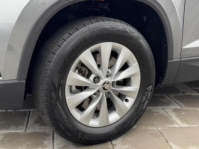 Skoda Karoq 1.5 TSI ACT Business Edition 150pk automaat | ECC | Camera | Carplay | 16LM