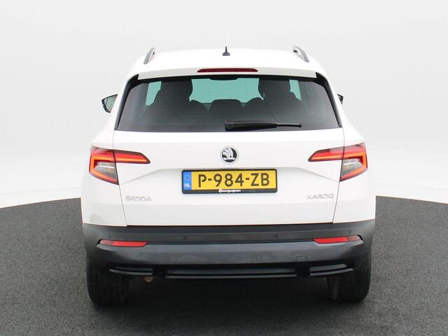 Skoda Karoq 1.5 TSi 150 Pk Automaat Style Business | Navigatie | Airco | Cruise Controle | 17 Inch | Privacy Glass | Parkeersensoren | 90.114 Km!!