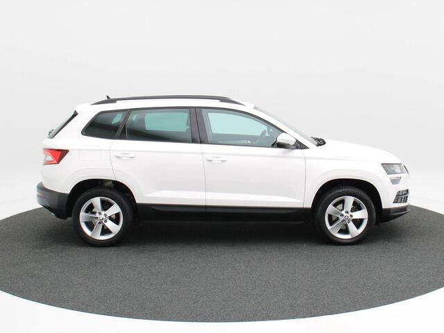 Skoda Karoq 1.5 TSi 150 Pk Automaat Style Business | Navigatie | Airco | Cruise Controle | 17 Inch | Privacy Glass | Parkeersensoren | 90.114 Km!!