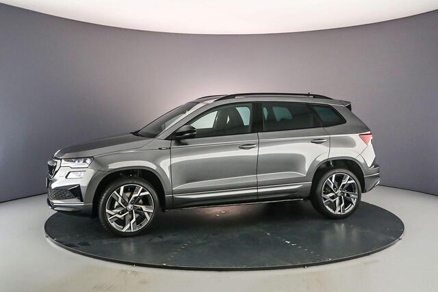 Skoda Karoq Sportline Business 1.5 TSI 150pk DSG Automaat Trekhaak, Adaptive cruise control, Elektrische achterklep, Achteruitrijcamera, Stuurwiel verwarmd, Parkeersensoren, Stoelverwarming