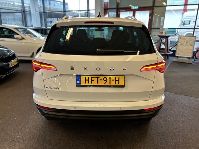 Skoda Karoq 1.5 TSI ACT Business Edition | Automaat | Digital dashboard | Adaptieve cruise control | Achteruitrijcamera | Climate control | Apple carplay | Full LED