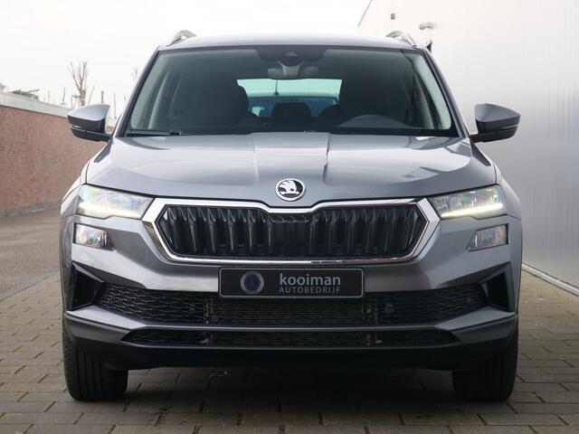 Skoda Karoq 1.5 TSI 150pk ACT Business Edition Automaat LED / Camera / Apple Carplay