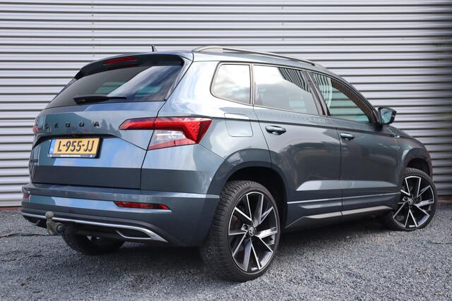 Skoda Karoq 1.5 TSI Sportline Business Digital Dash / Canton / 19inch / Trekhaak / Stoelverwarming /