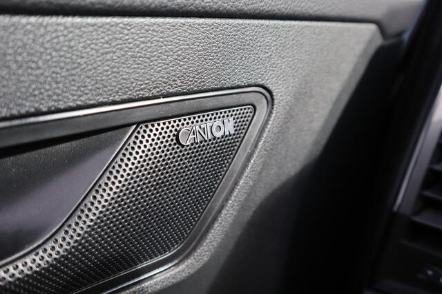Skoda Karoq 1.5 TSI Sportline Business Digital Dash / Canton / 19inch / Trekhaak / Stoelverwarming /