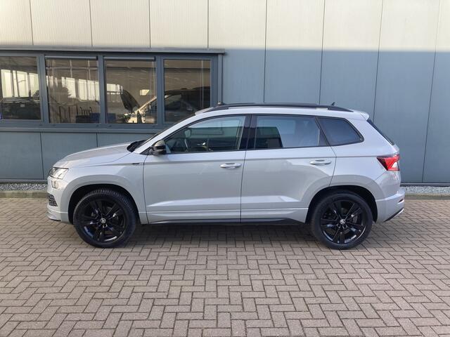 Skoda Karoq 1.5 TSI 150PK DSG Sportline Business SCHUIFDAK/ADAPT.CRUISE/TREHK.WEGKLAPBAAR/WINTERPACK
