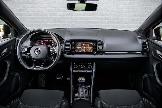 Skoda Karoq 1.5 TSi 150 pk DSG-7 Sportline Business | Elk. Trekhaak | Camera | Winter
