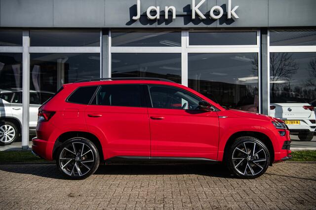 Skoda Karoq 1.5 TSi 150 pk DSG-7 Sportline Business | Elk. Trekhaak | Camera | Winter