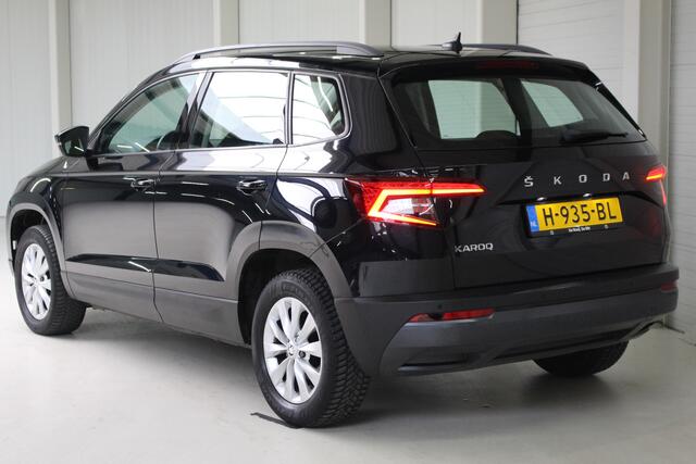 Skoda Karoq 1.0 TSI Ambition Navigatie | App connect | Cruise Control | Licht en regensensor