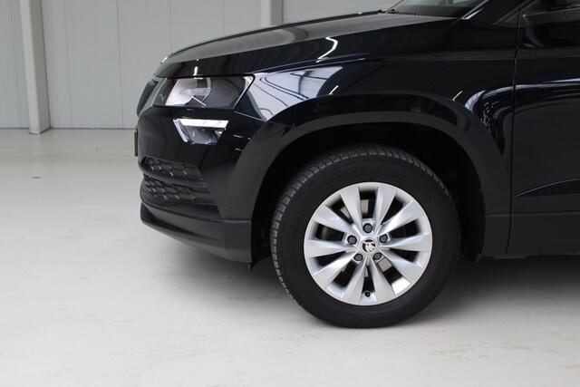 Skoda Karoq 1.0 TSI Ambition Navigatie | App connect | Cruise Control | Licht en regensensor