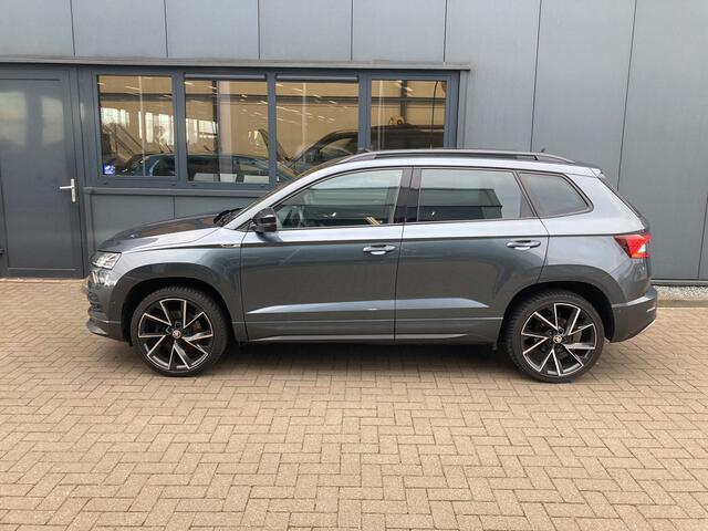 Skoda Karoq 1.5 TSi 150pk DSG Sportline Business SCHUIFDAK/CANTON/DODEHOEK/ADAPT.DEMPING/TREKH.WEGKLAPBAAR