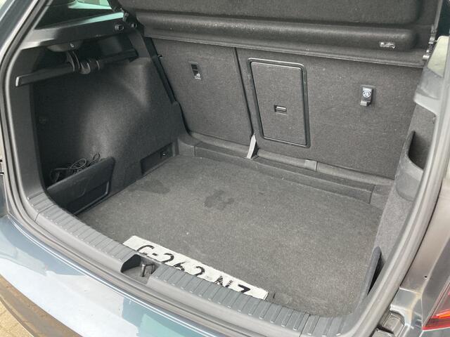 Skoda Karoq 1.5 TSi 150pk DSG Sportline Business SCHUIFDAK/CANTON/DODEHOEK/ADAPT.DEMPING/TREKH.WEGKLAPBAAR
