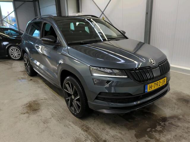 Skoda Karoq 1.5 TSI DSG ACT Sportline Business Panoramadak - 19Inch LMV - Adaptieve Cr.control - Elektrische achterklep - Stoel+Voorruitverwarming