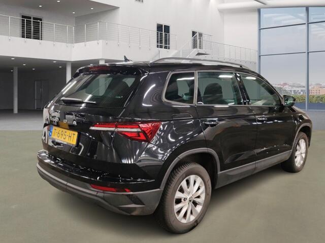 Skoda Karoq 1.5 TSI DSG ACT Business Edition Wegklapbare trekhaak - Stoel+Stuurverwarming - NL auto
