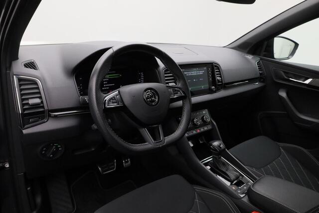 Skoda Karoq 1.5 TSI 150 pk DSG ACT Sportline Business | Achteruitrijcamera | Stoelverwarming | Navigatie via Apple Carplay / Android Auto