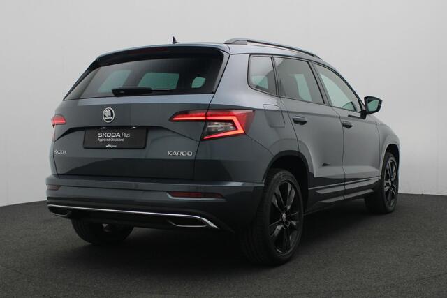 Skoda Karoq 1.5 TSI 150 pk DSG ACT Sportline Business | Achteruitrijcamera | Stoelverwarming | Navigatie via Apple Carplay / Android Auto