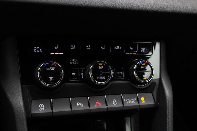Skoda Karoq 1.5 TSI 150 pk DSG ACT Sportline Business | Achteruitrijcamera | Stoelverwarming | Navigatie via Apple Carplay / Android Auto