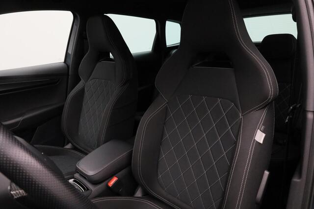 Skoda Karoq 1.5 TSI 150 pk DSG ACT Sportline Business | Achteruitrijcamera | Stoelverwarming | Navigatie via Apple Carplay / Android Auto