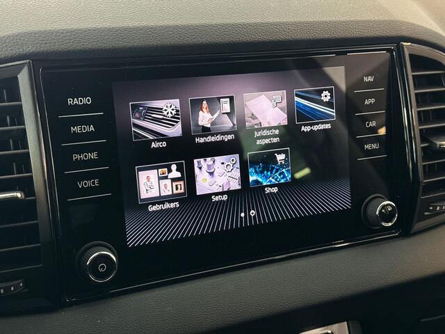 Skoda Karoq 1.5 TSI 150pk Business Edition / Achteruitrijcamera / Cruise control / Stuurwiel verwarmd