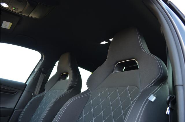 Skoda Karoq 1.5 TSI ACT Sportline Business Trekhaak wegklap | Virtual cockpit | CANTON | Keyless | Carplay | Stoelverwarming | LED koplampen | a.Camera